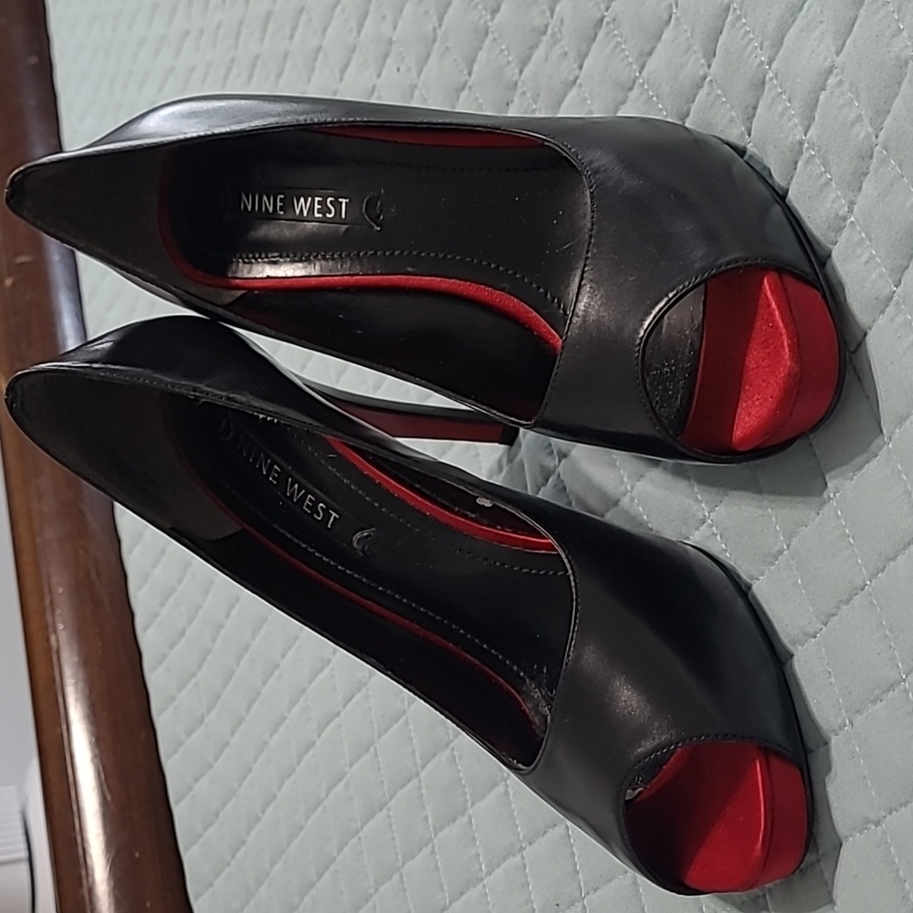Nine West RED Bottom Sexy Black Open Toe Shoes size 8.5